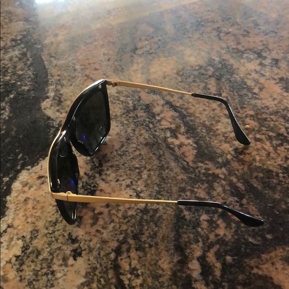 Vintage Ray Ban Olympian Black Matte Gold 80s B&L - Picture 5 of 6